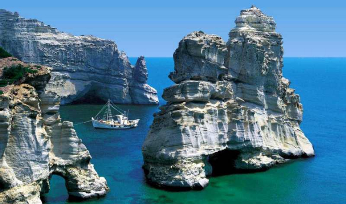  Ostrvo Milos, Grčka 